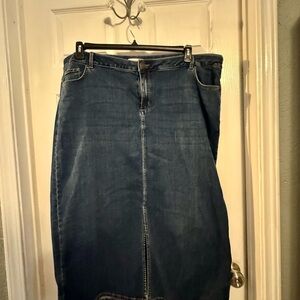 Liz Claiborne Blue Denim Skirt